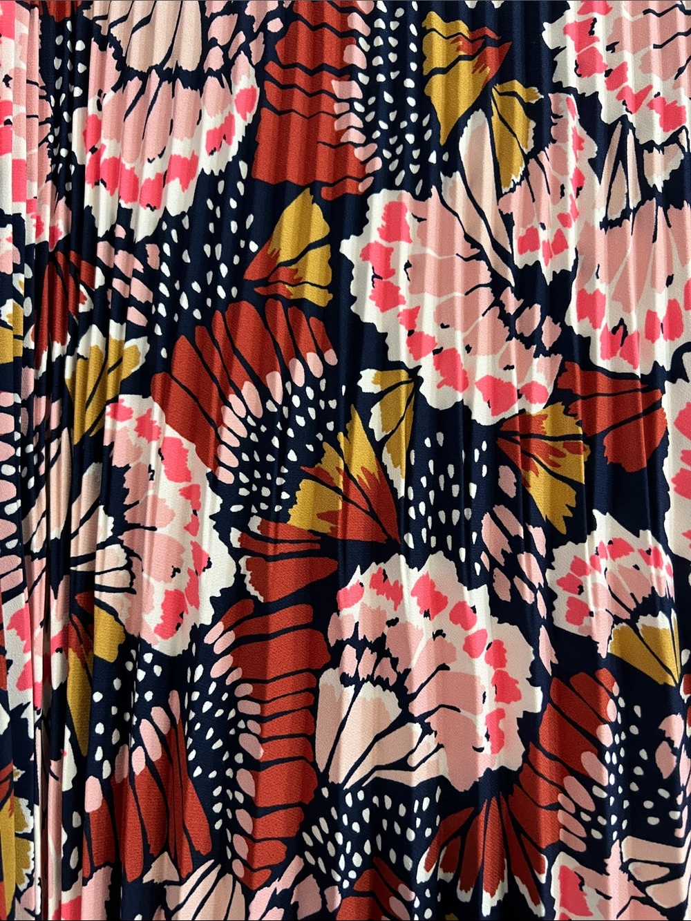 Boden Pleated Floral Midi Skirt in Pink, Navy and Brown - Picture 2 of 6